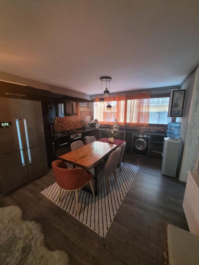 Hayat Apartman Apartment Измир Екстериор снимка
